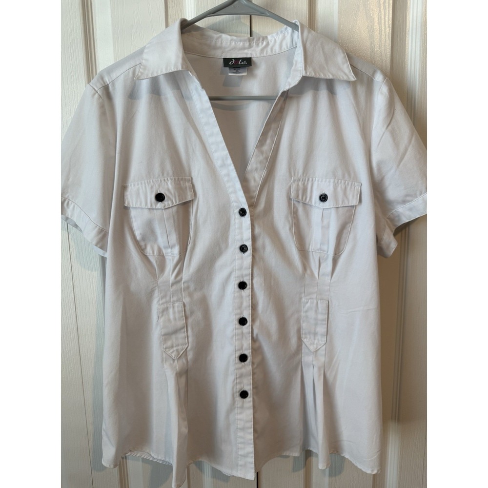 Dot White Button-Down Short Sleeve Blouse – Size L